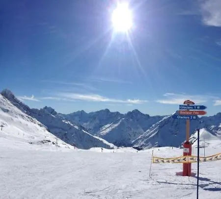 Hotel Au Bon Accueil 3*